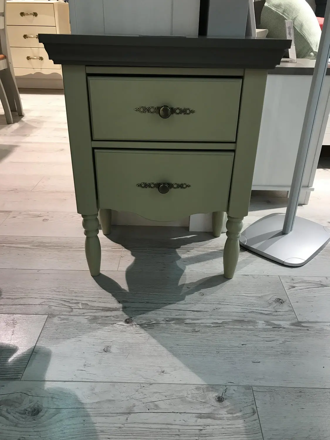 Тумба прикроватная из массива сосны Бьерт 1-52 сосна