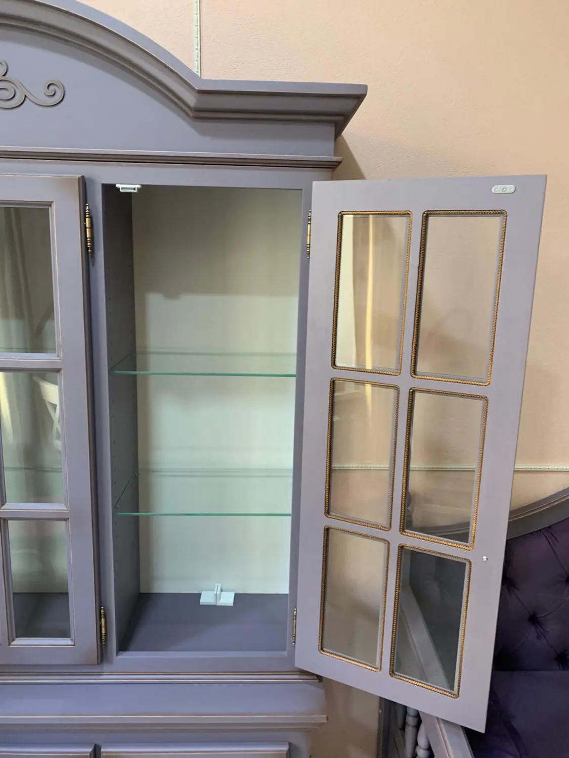 Сервант Валенсия 2-32 сосна