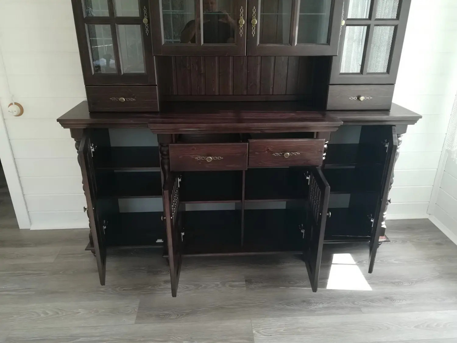 Сервант Валенсия 2-73 сосна