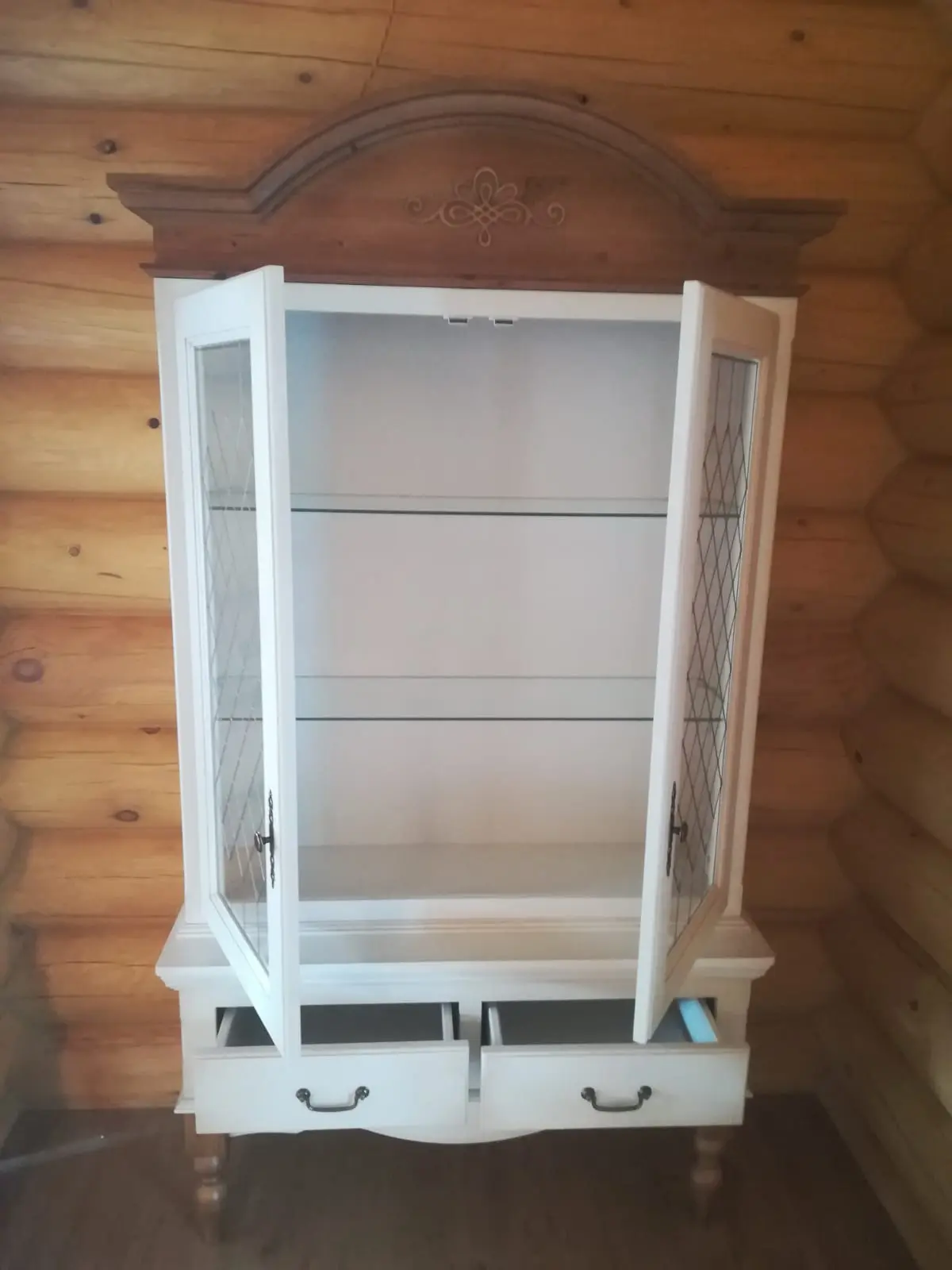 Сервант Валенсия 2-11 сосна