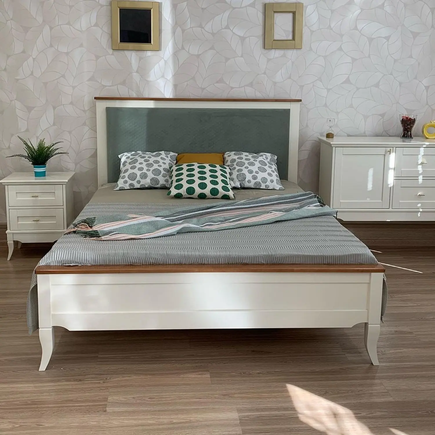 Кровать "Римини" 1400х2000 с мягким изголовьем