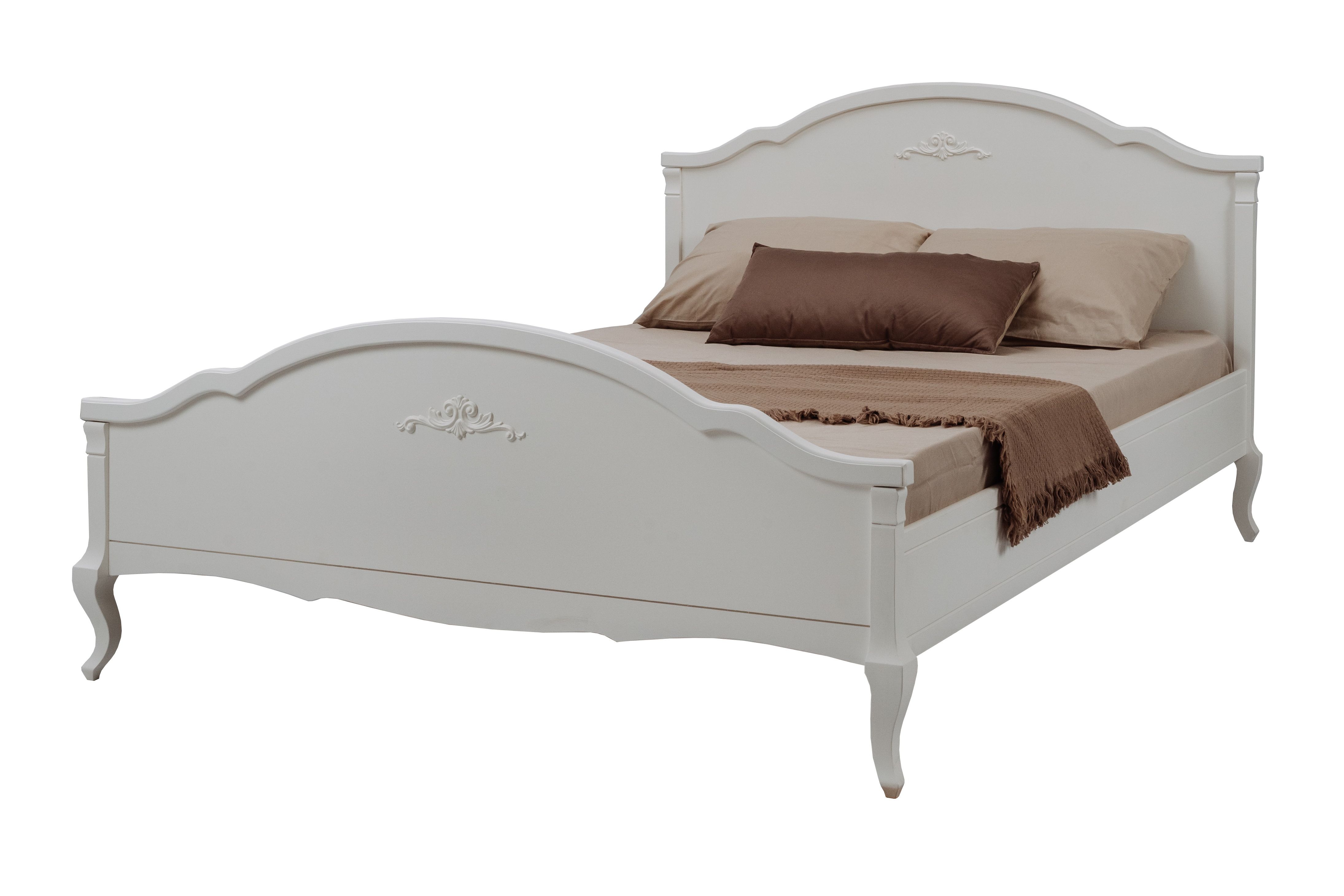 Кровати массив