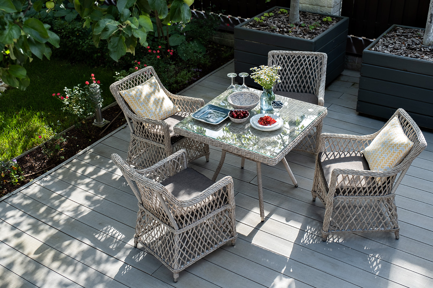 "Арлиш" стол плетеный из искусственного ротанга, цвет бежевый