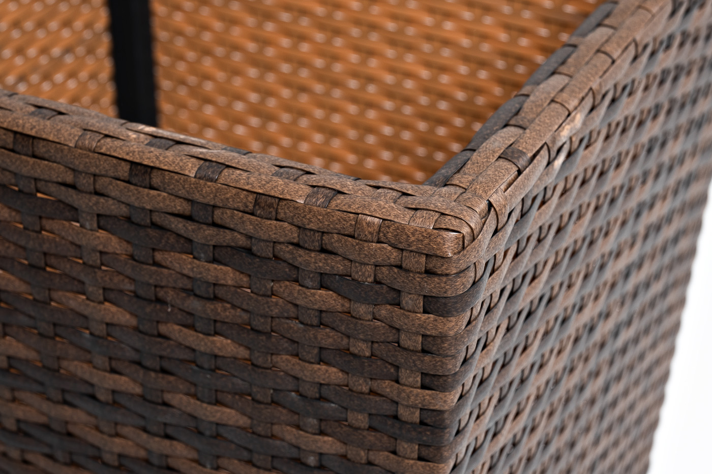 "Капуто" кашпо для цветов плетеное из искусственного ротанга, цвет коричневый