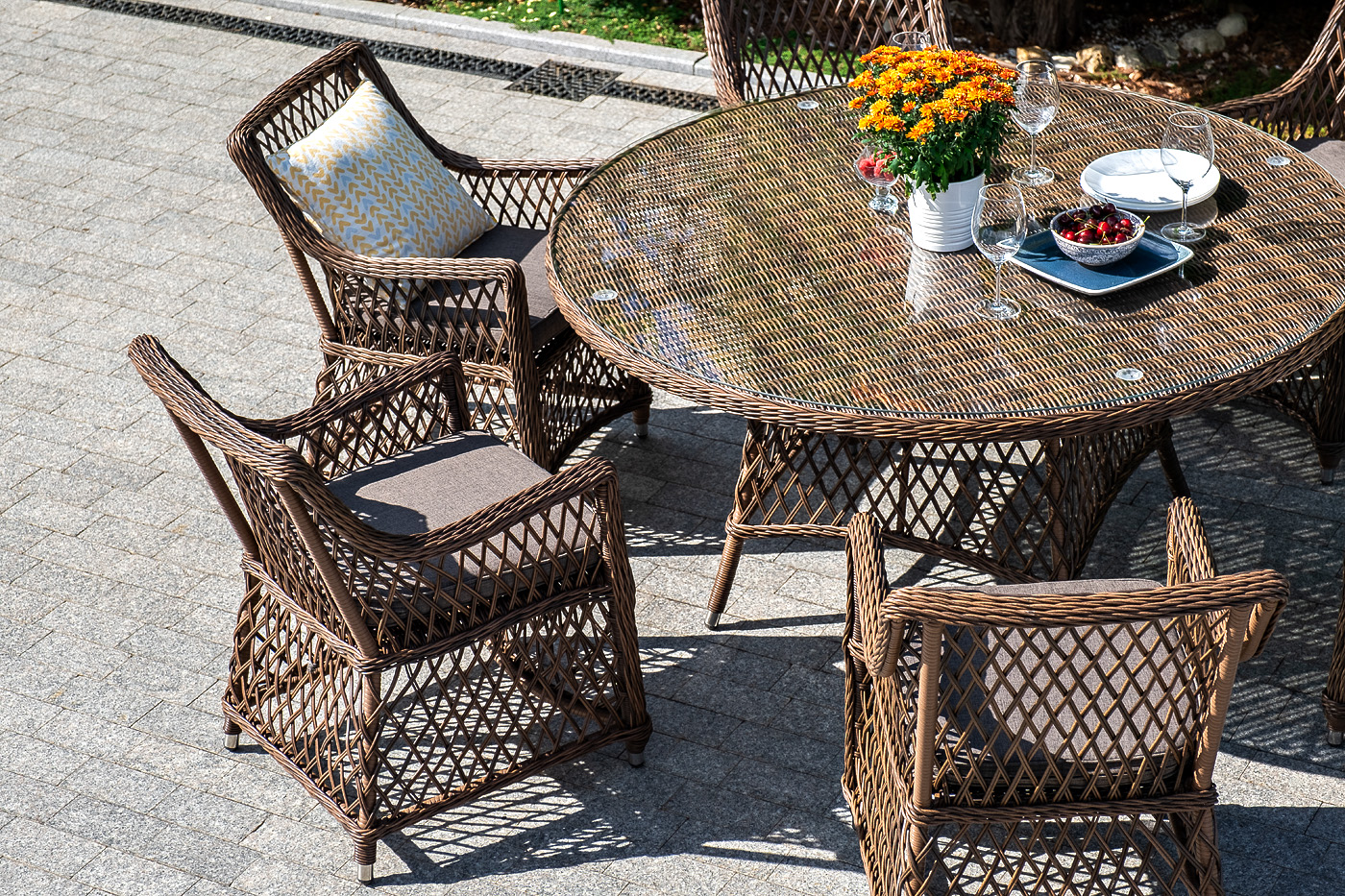 "Латтини" плетеное кресло из искусственного ротанга, цвет коричневый